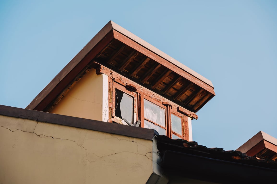 Skylight Replacement Cost: What Homeowners Should Budget for a Leak-Free Installation