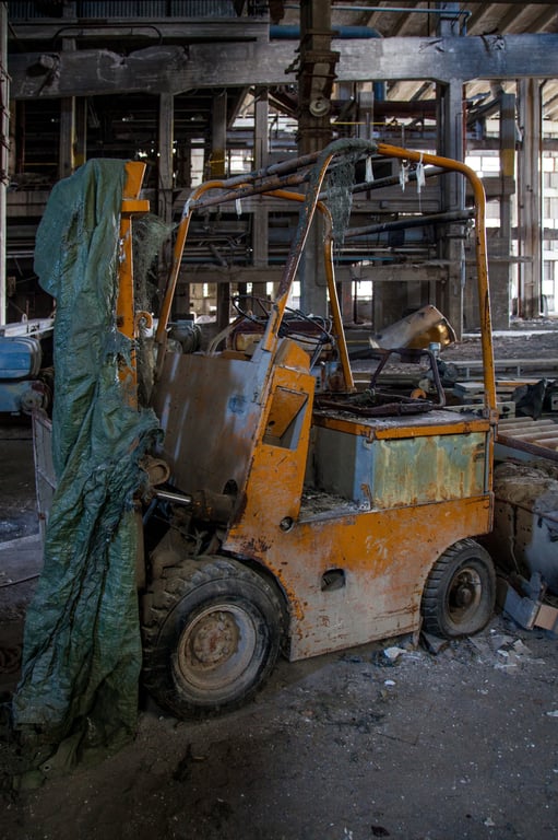 used forklift warehouse