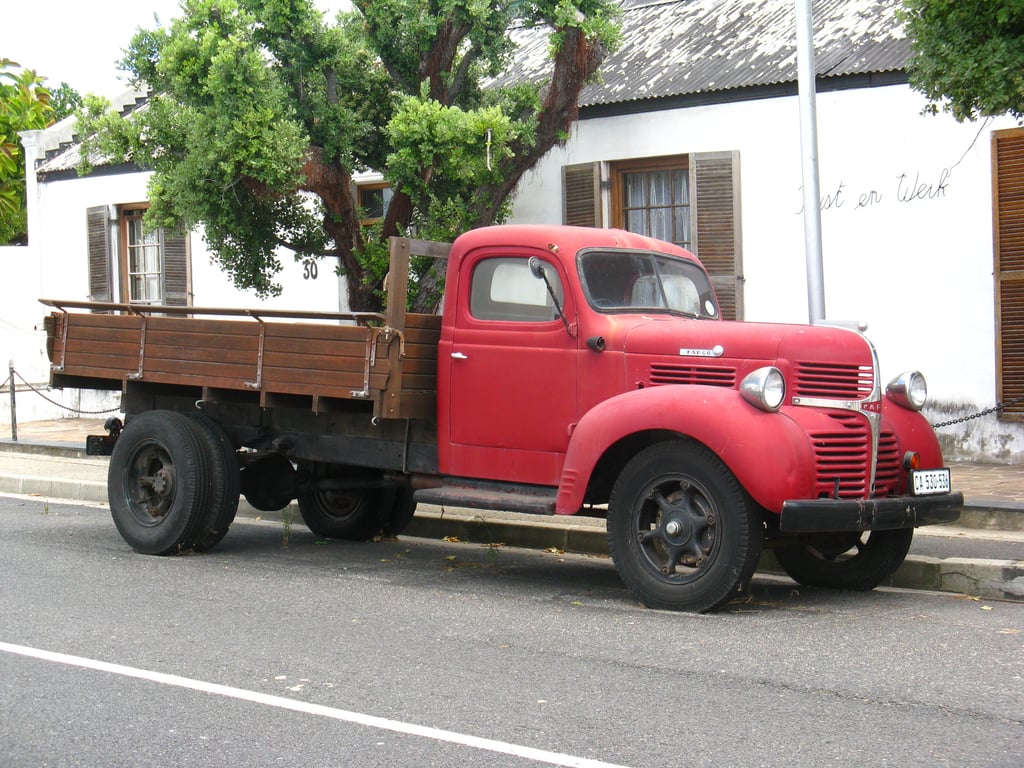 flatbed truck