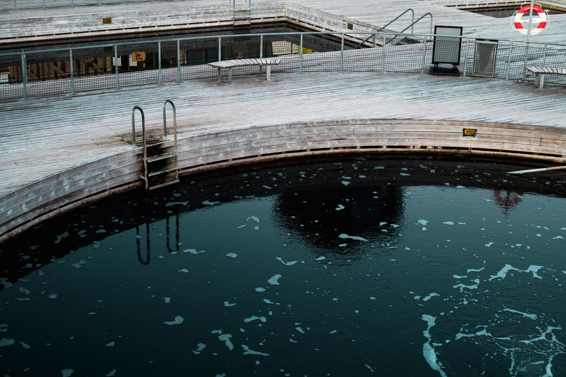 swimming pool winter cover