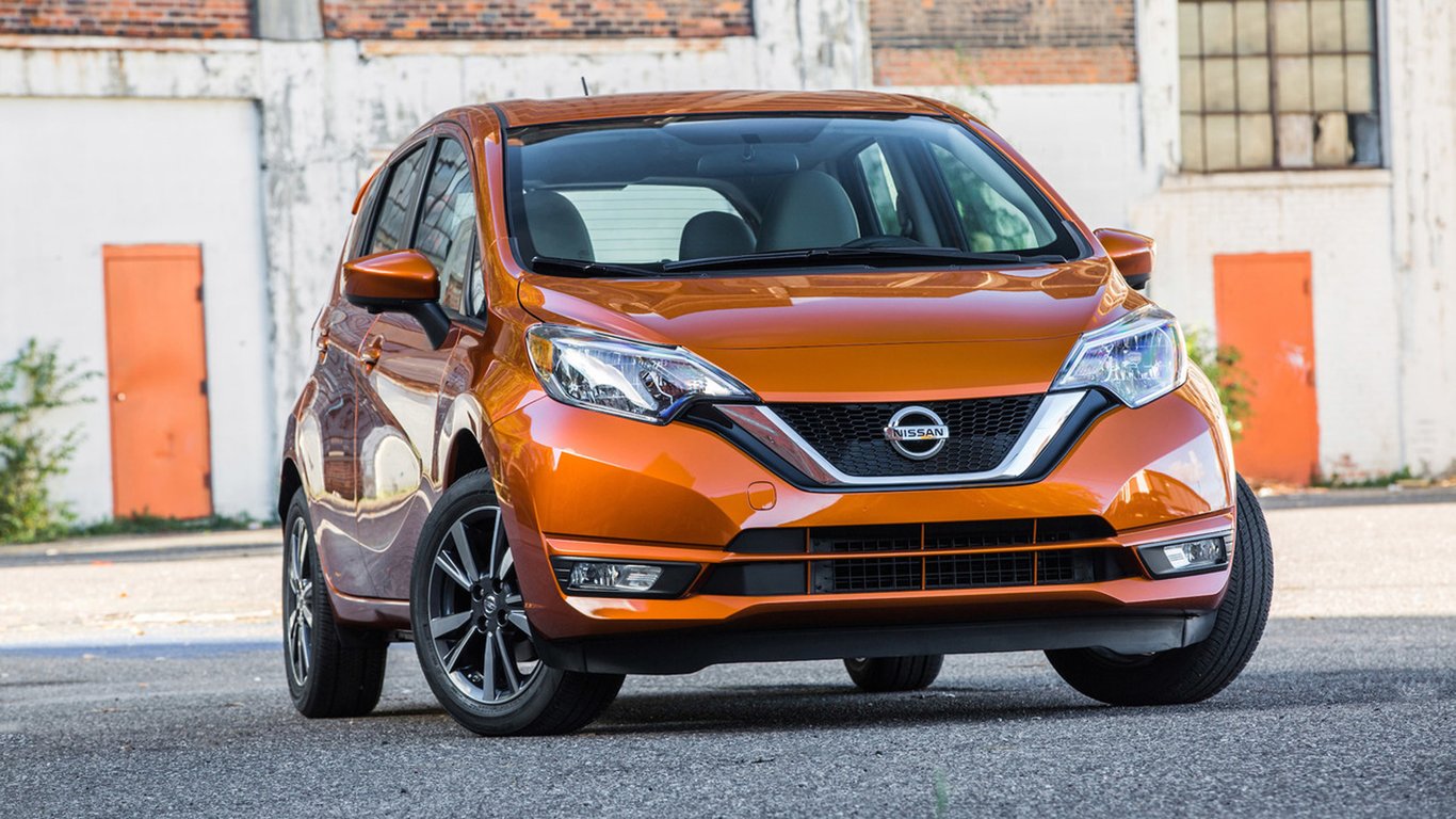 Nissan dealership service center