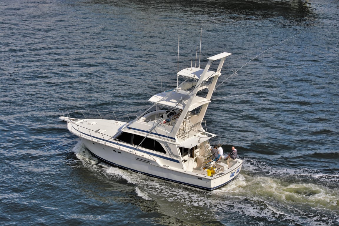 deep sea fishing charter boat
