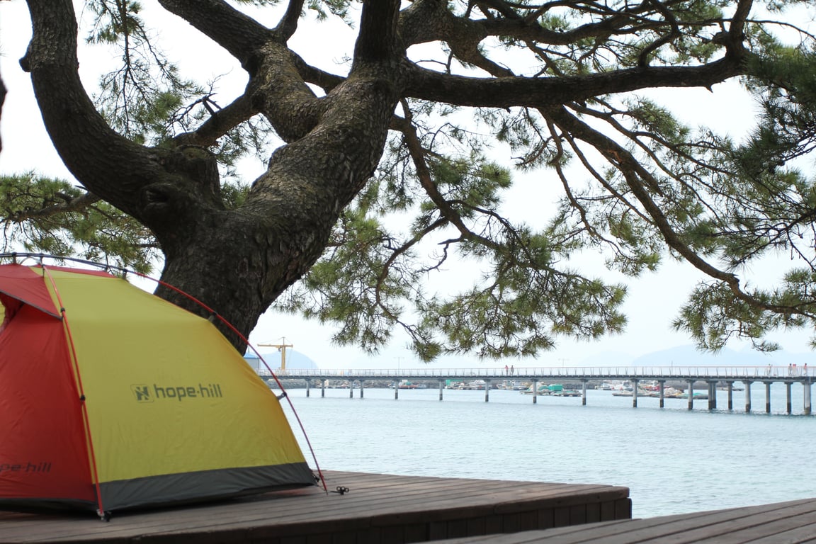 beach camping tent