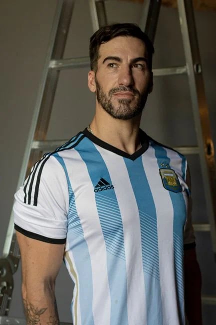 Image describing How to Get Messi Argentina Adidas 2026 Fast?