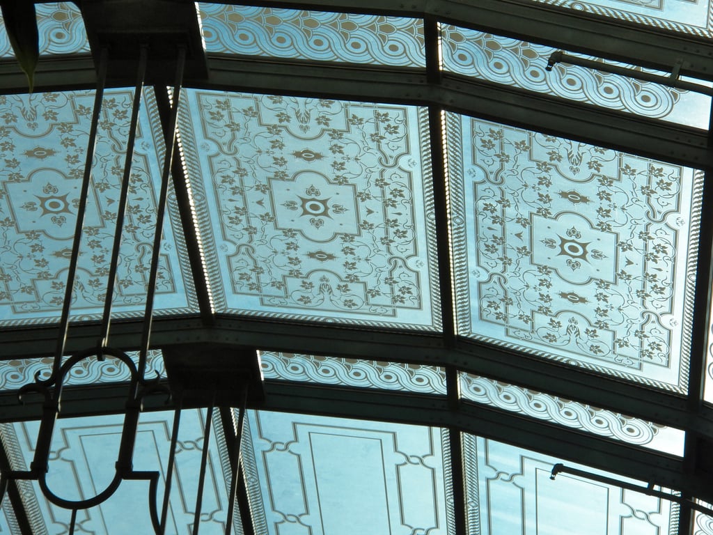 roof leak ceiling stain