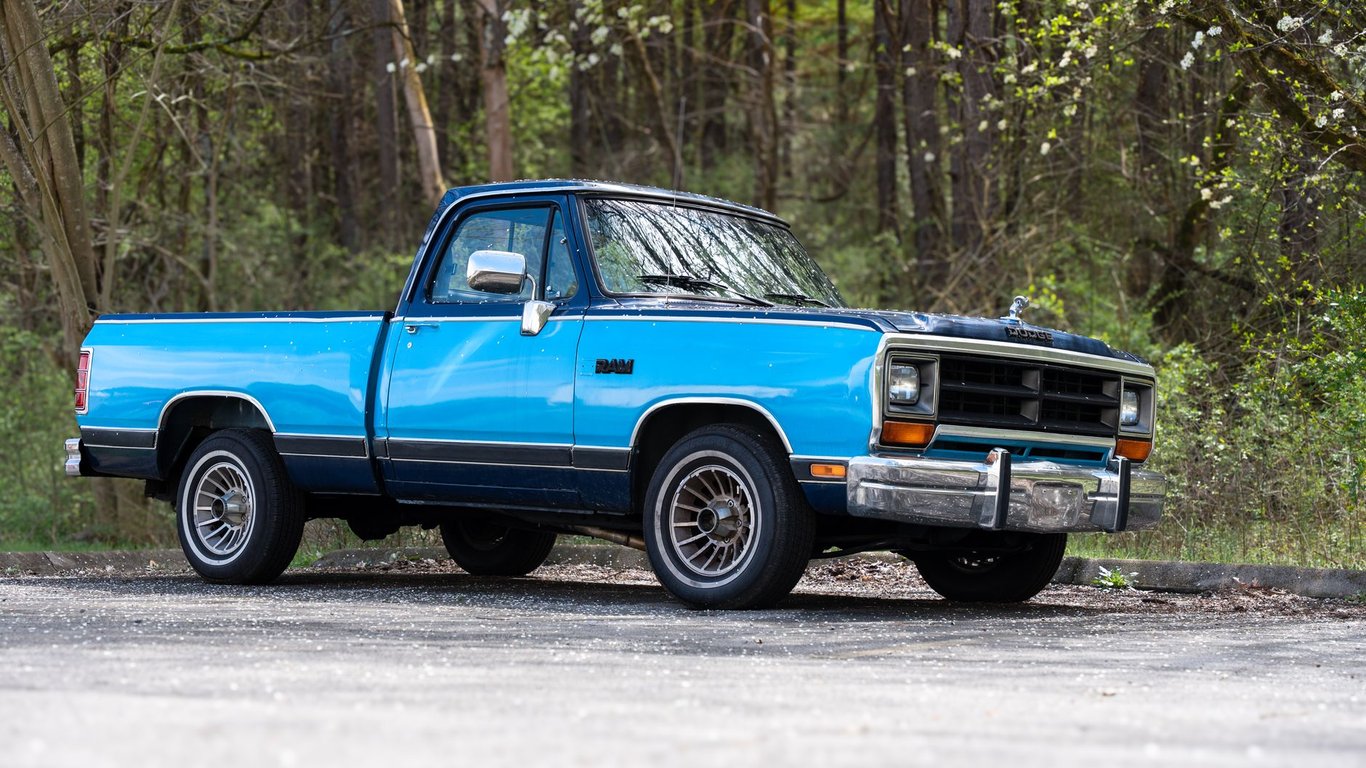 Dodge Towing Capacity: Match Your Truck to the Right Travel Trailer