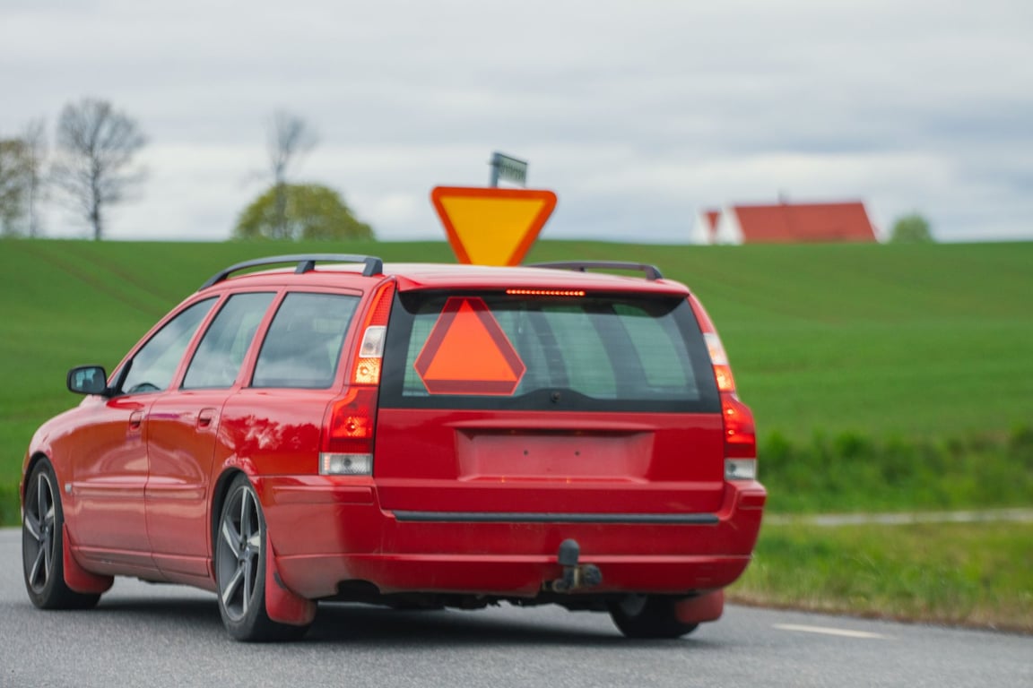 RV Towing Near Me: How to Choose a Safe, Trailer-Ready Tow Service