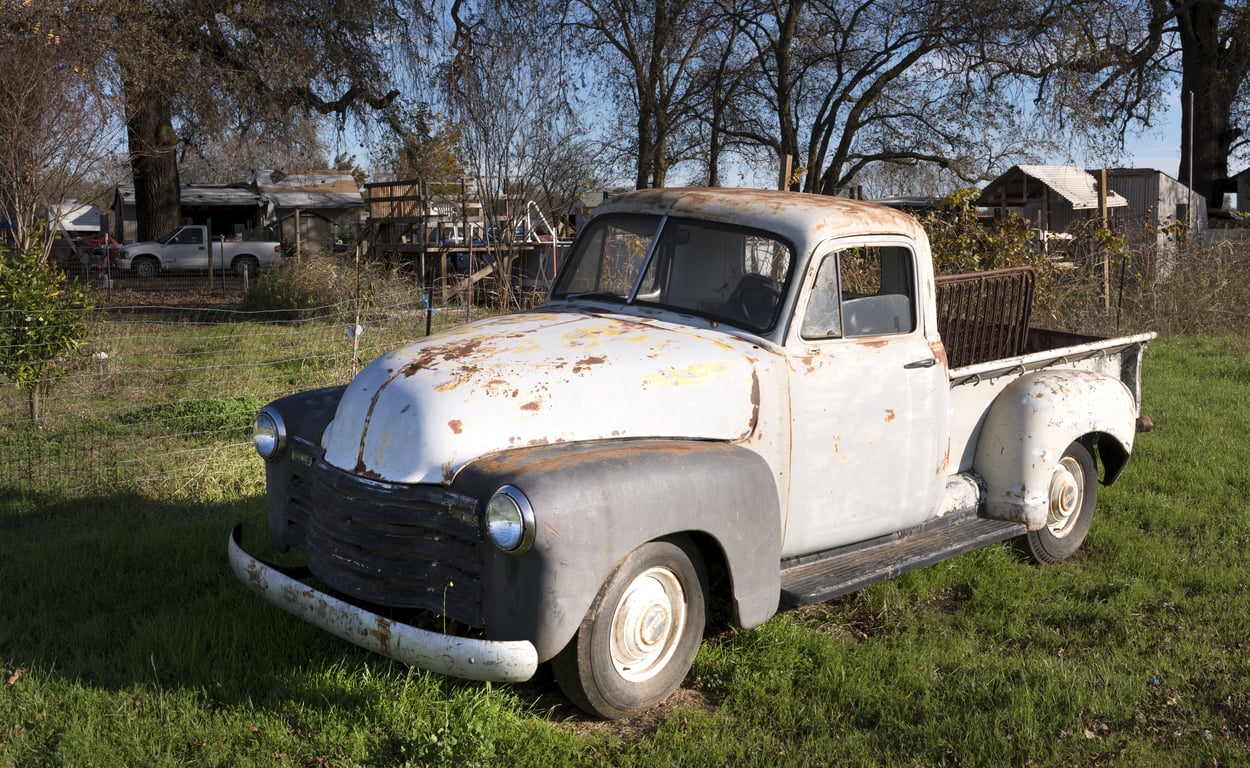semi truck rental pickup