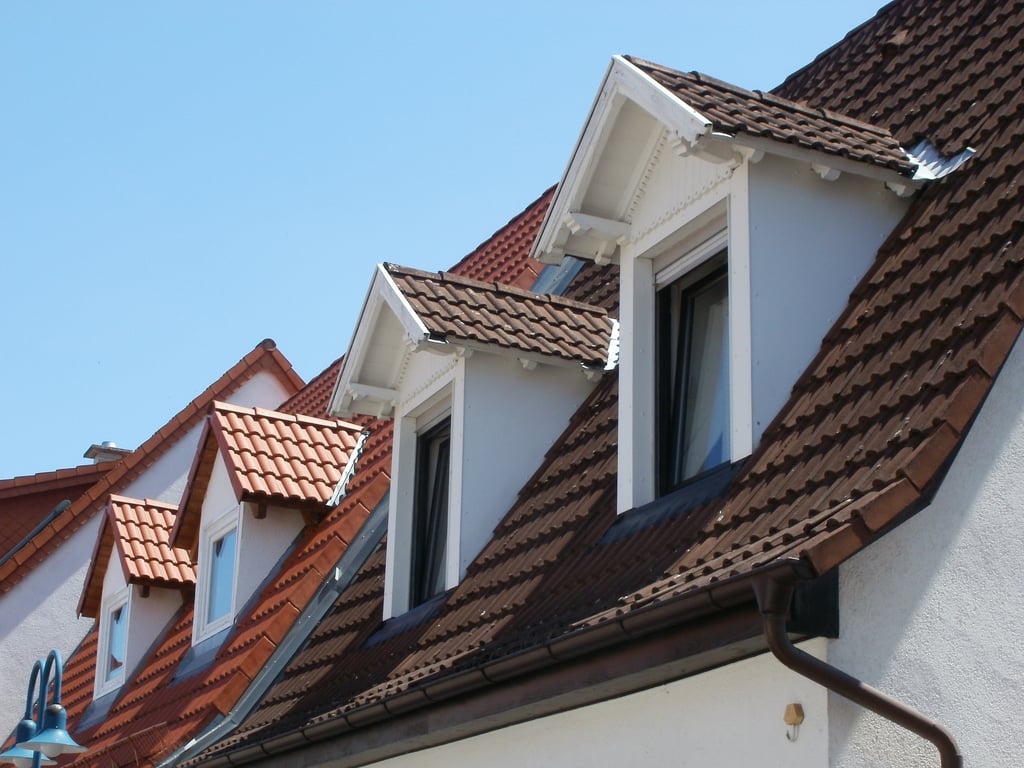 architectural asphalt shingle roof