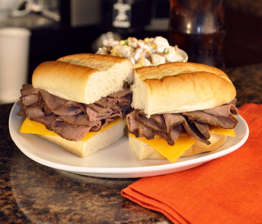 Bruin Cafe roast beef sandwich