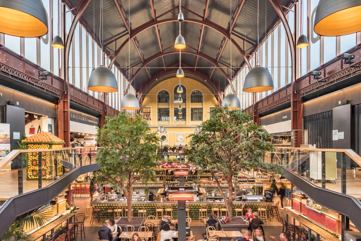 UCLA dining hall