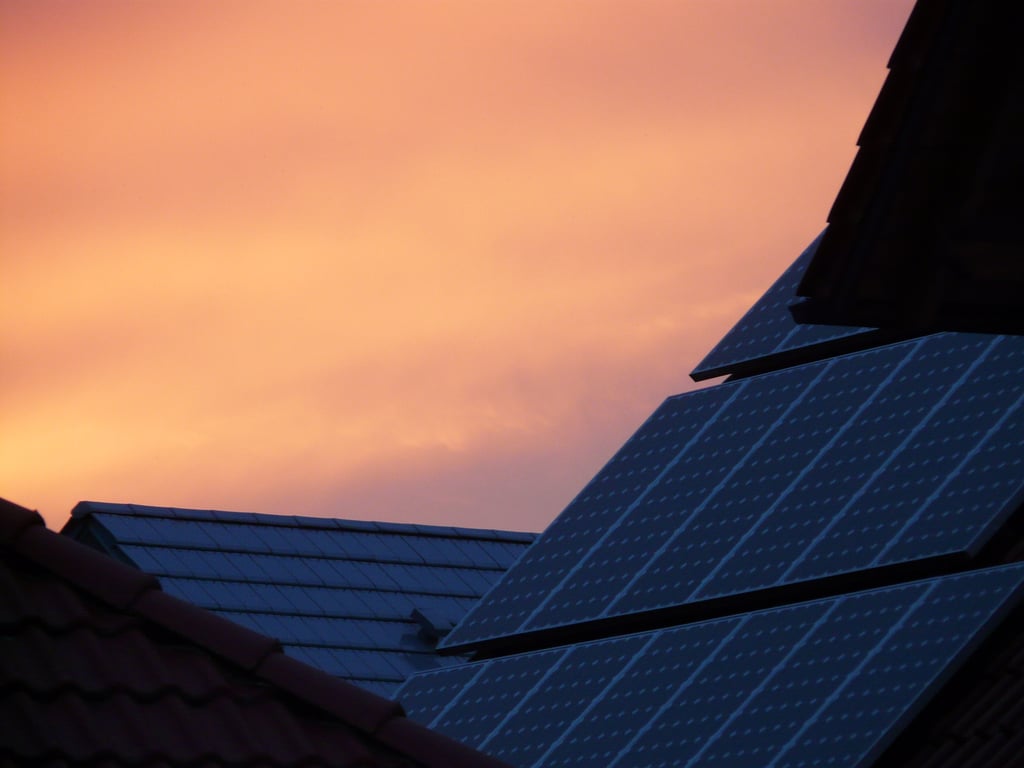 flexible thin-film solar panels roof