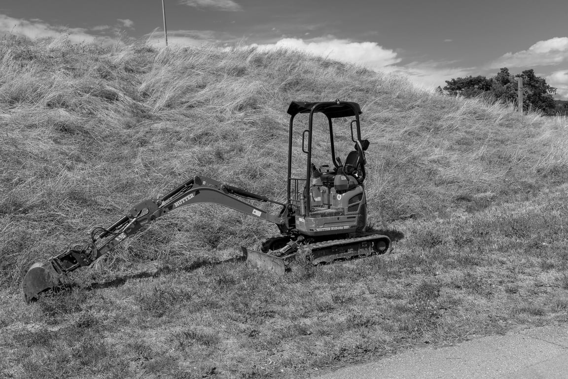 Volvo Excavator Buying Guide: Matching Machine Size, Costs, and Jobsite Needs