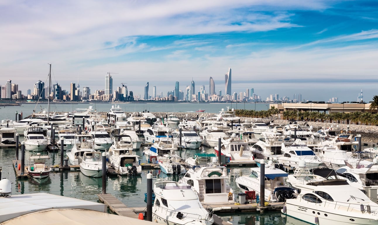 High-End Pontoon Boats: What Luxury Features Are Worth Paying For?