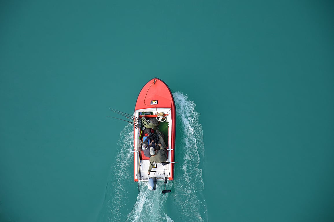 outboard motor on fishing boat