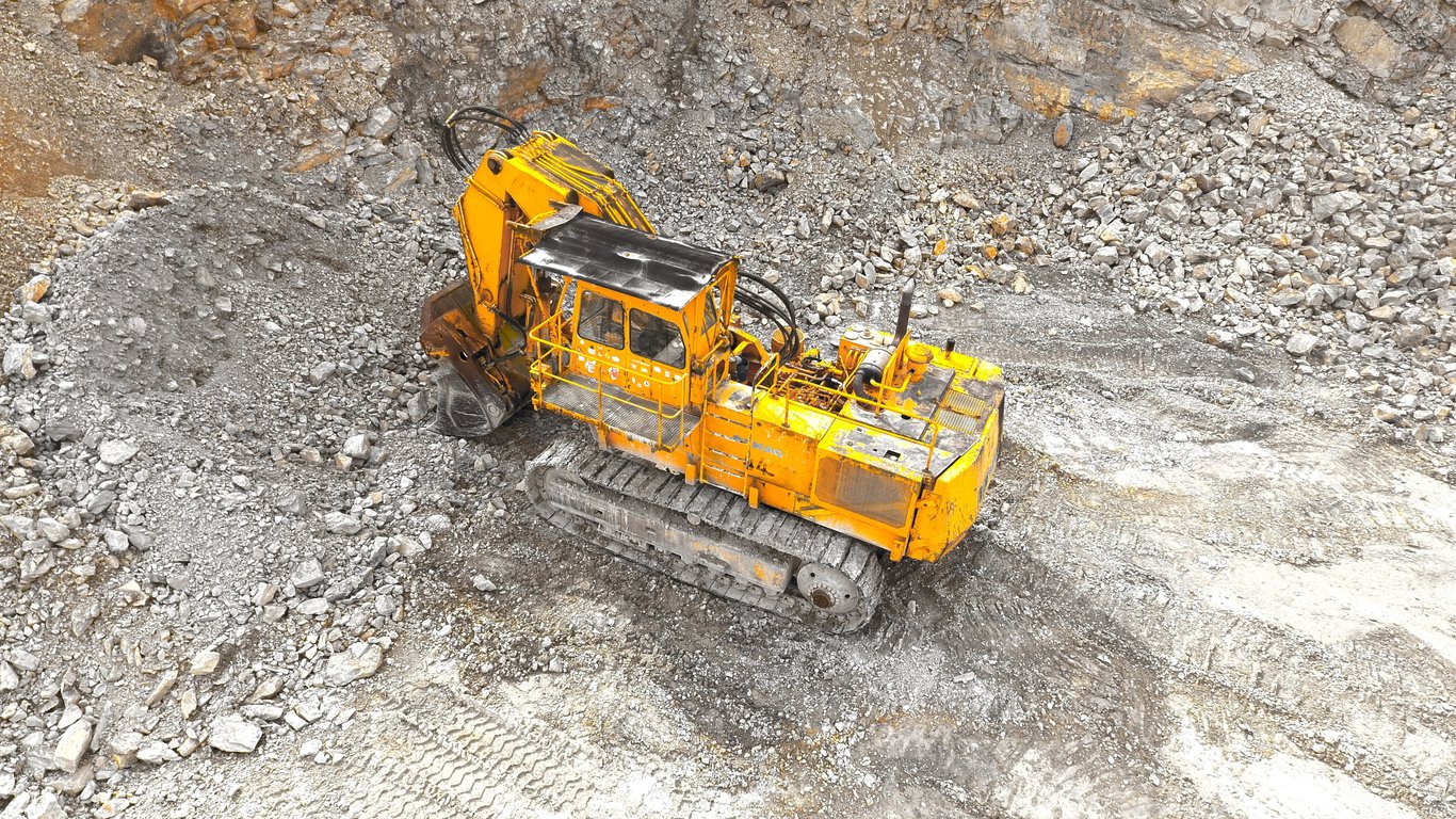 excavator maintenance