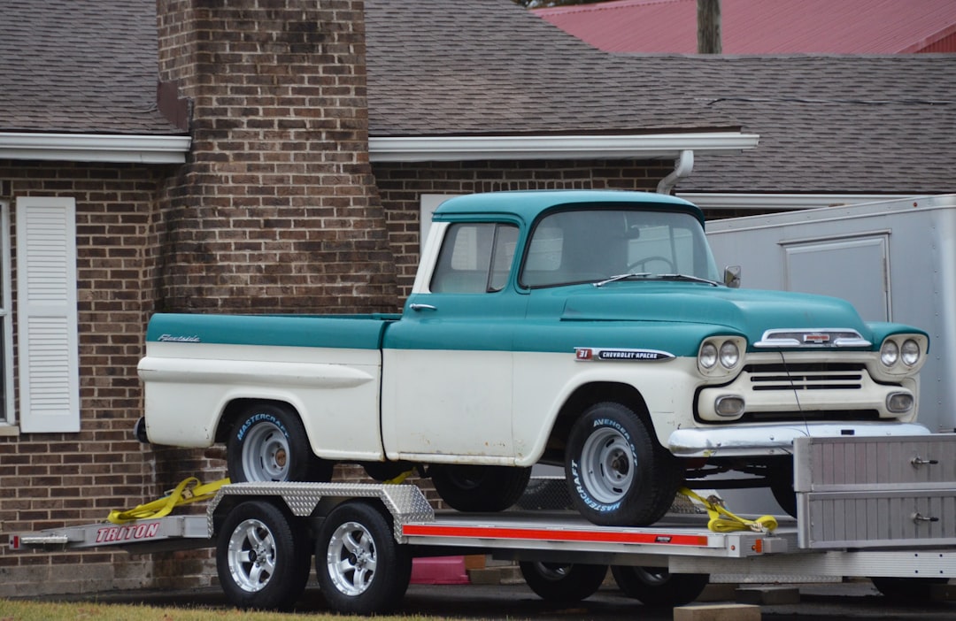 CURT Trailer Hitch Setup: Match Ratings, Wiring, and Load for Safer Towing