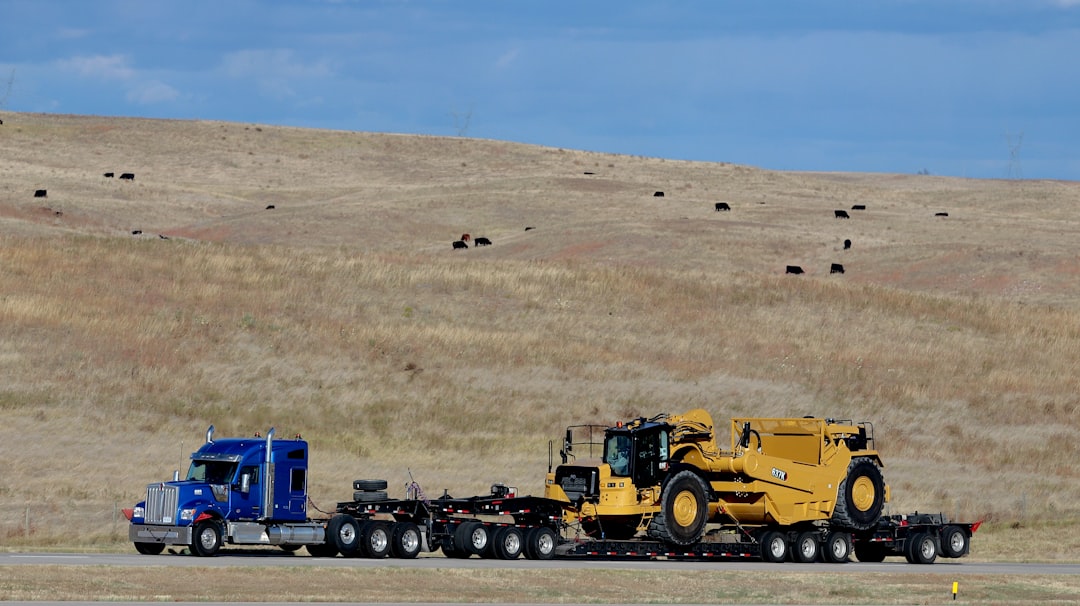 Semi Truck Towing: Safety, Equipment, and Recovery Considerations