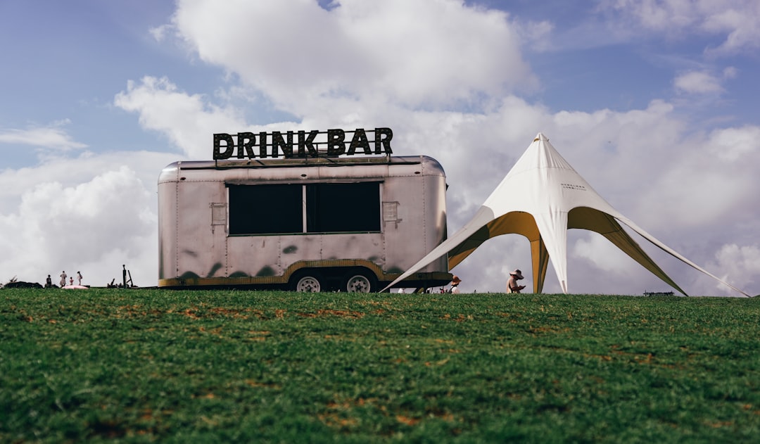 Mobile Bar Trailer Rental: What to Check Before Booking for Your Event