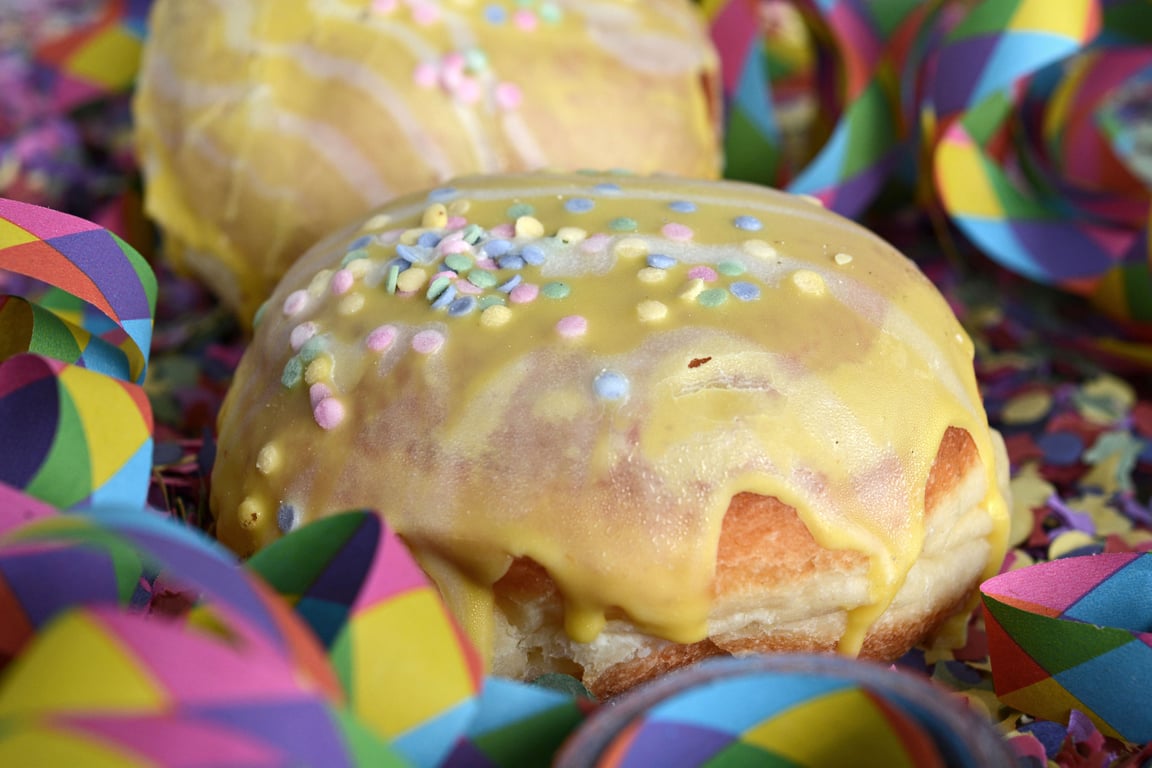 donut food trailer