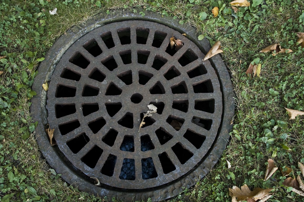 home gutter downspout drainage