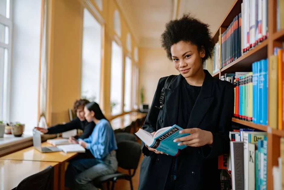 Image describing How to Get 7 Best 2026 Study Abroad Scholarships Fast?