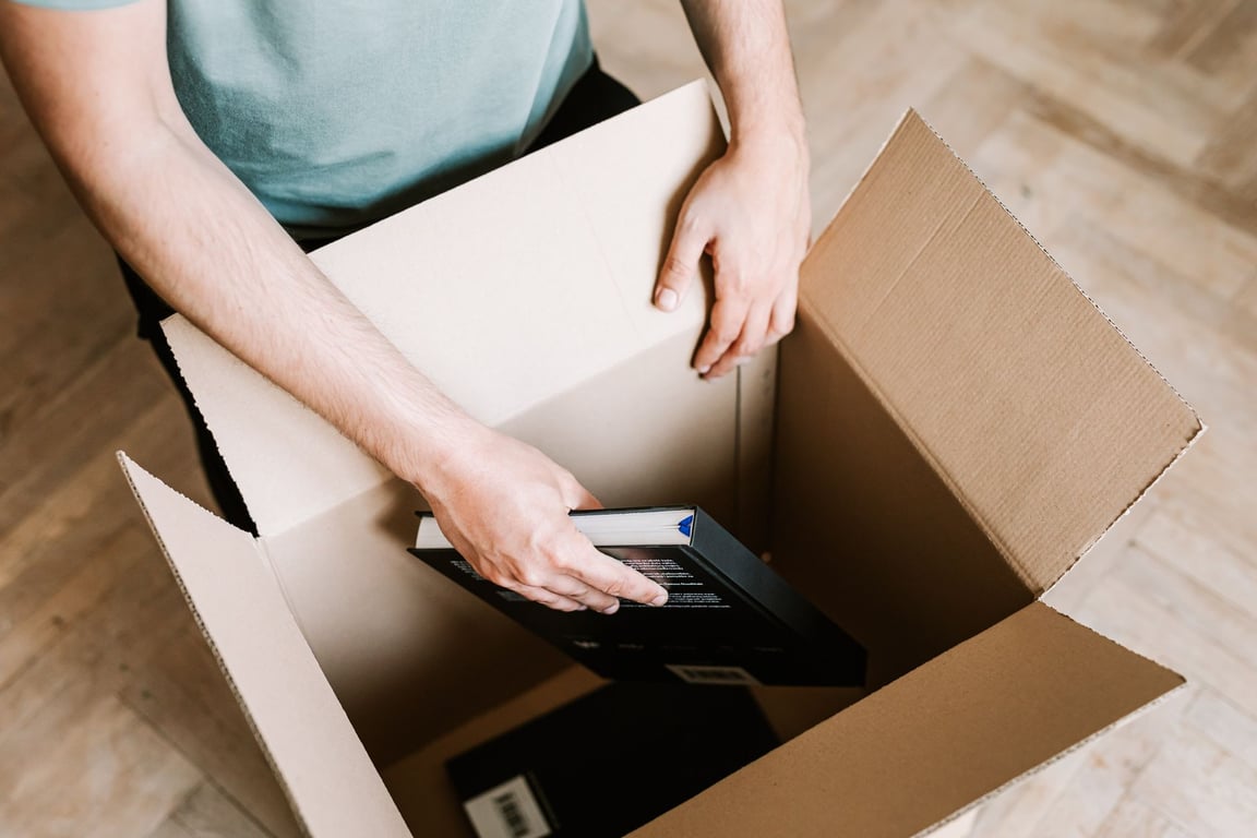 Lowe’s Flooring Installation: What Homeowners Should Compare Before Booking