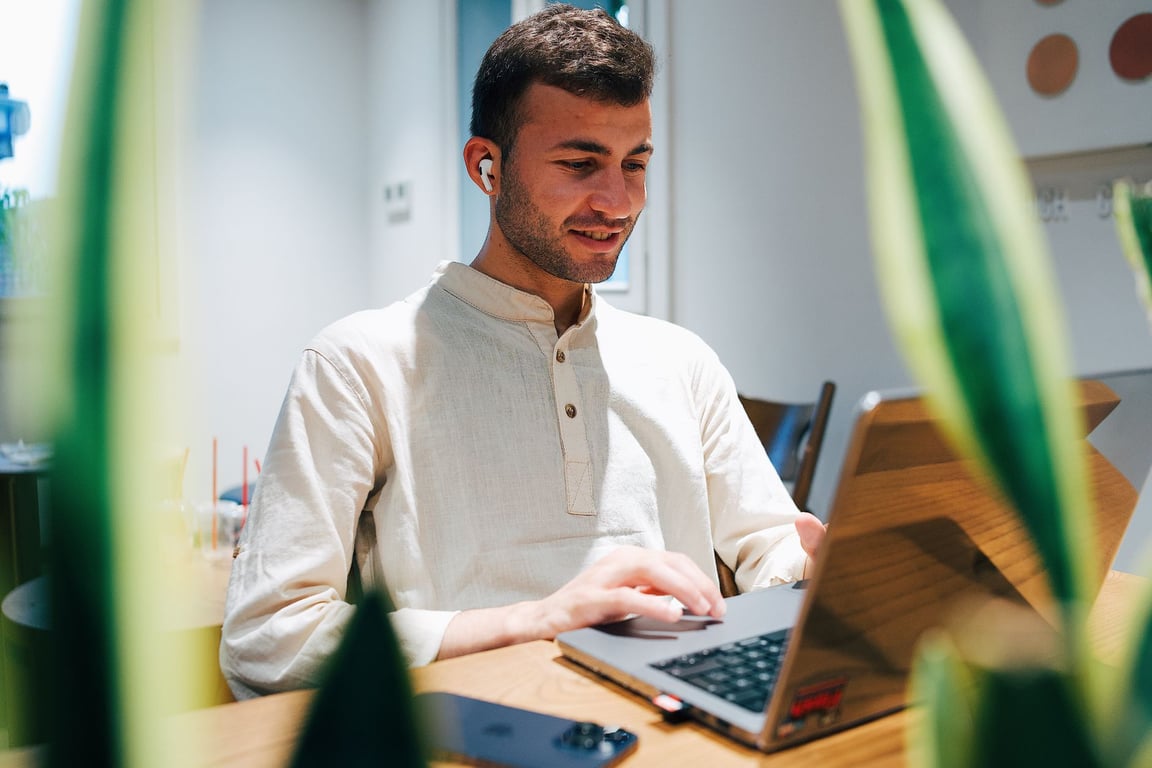 Google IT Support Professional Certificate: Is It Worth It for an Entry-Level Tech Career?