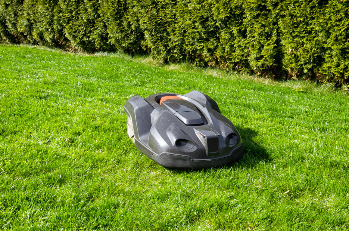 lawn maintenance crew