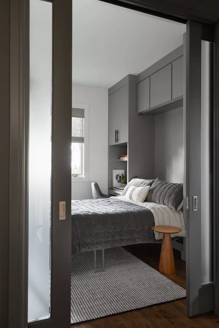19 Gray Bedroom Ideas That Will Make You Want To Hit Snooze Forever