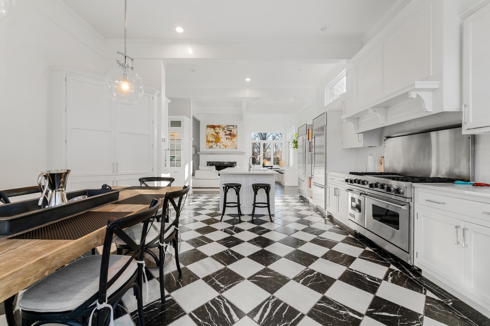 25 Black And White Kitchen Ideas You'll Love