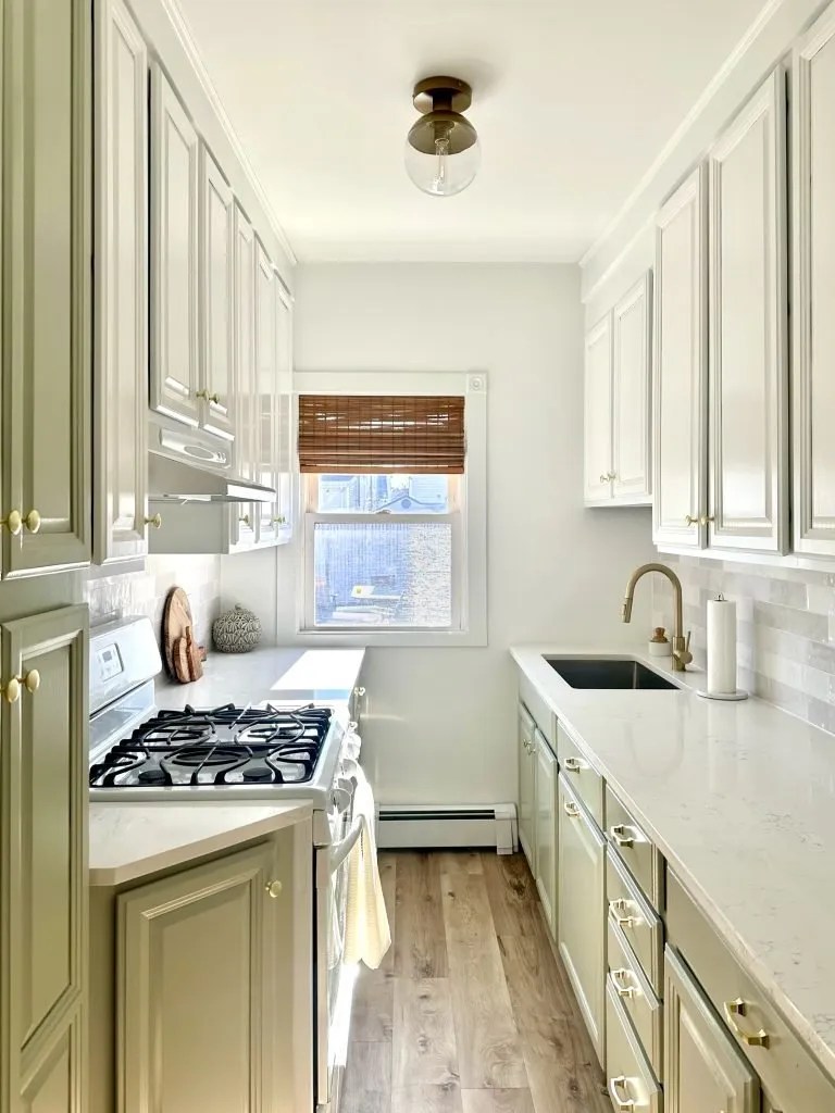 25 Small Galley Kitchen Ideas You Must See