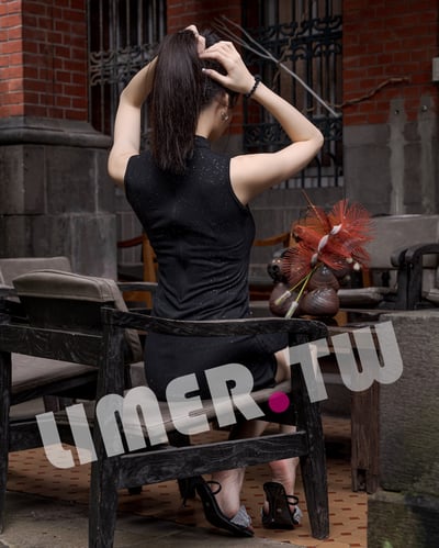 Limerence 語葳 ⋆ Jaly  脫下高跟雨後漫步 濕漉漉 髒腳底 口罩初解禁❗️ 154p+3min 4K影片