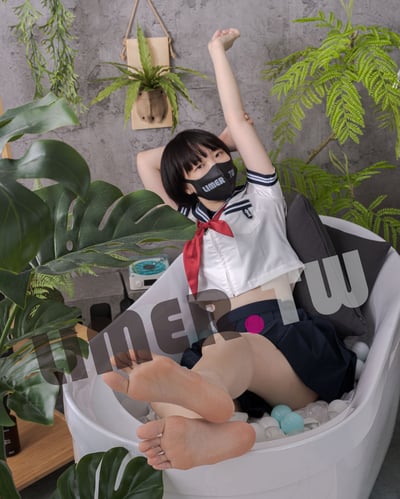 Limerence 高中生 無月 Mutsuki 喵喵JK服 x 夾腳拖 185P+10min影片