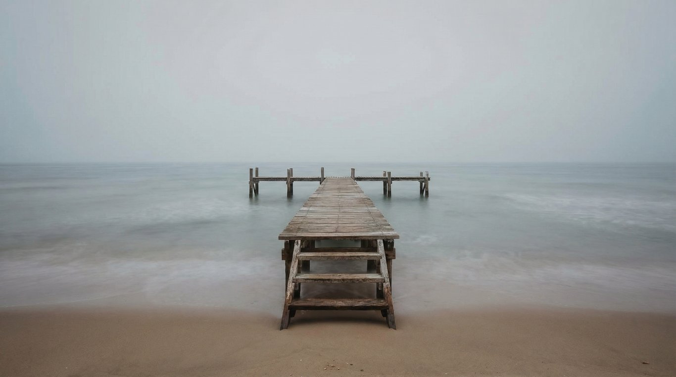 Panorama d’une vallée alpine avec forêts et villages traditionnels