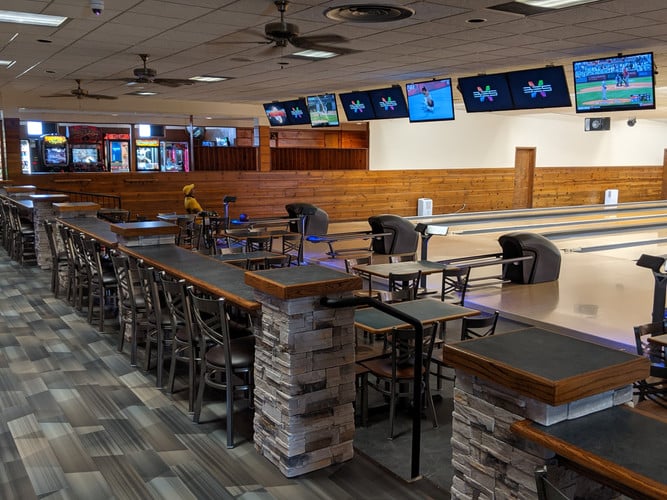 Chops Bowling Alley in South Omaha