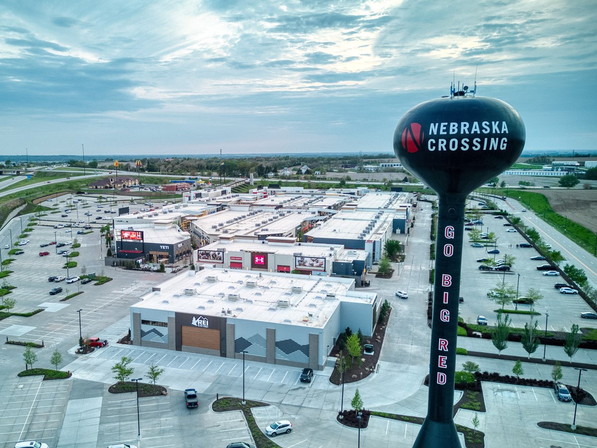 Nebraska Crossing Outlet Mall