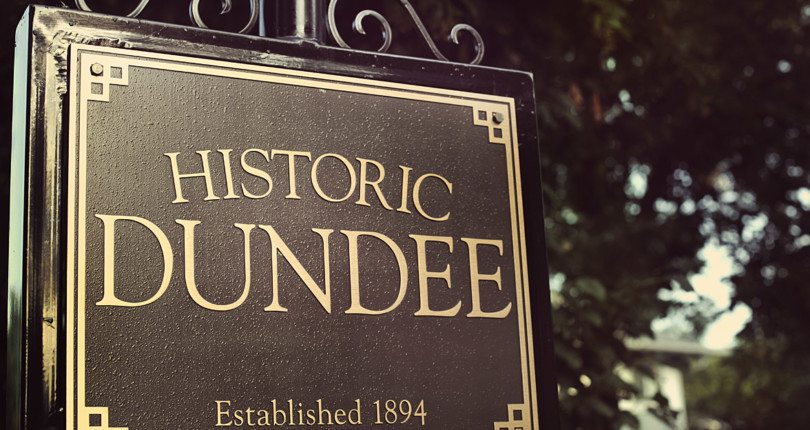 Historic Dundee Sign