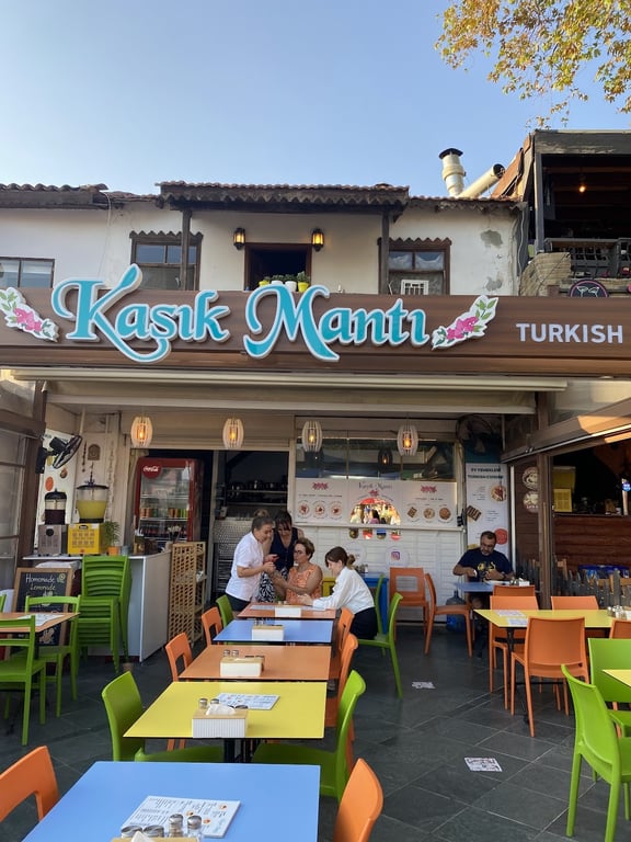 Kaşık Mantı Ev Yemekleri