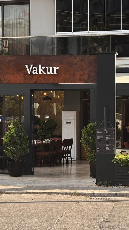 Vakur