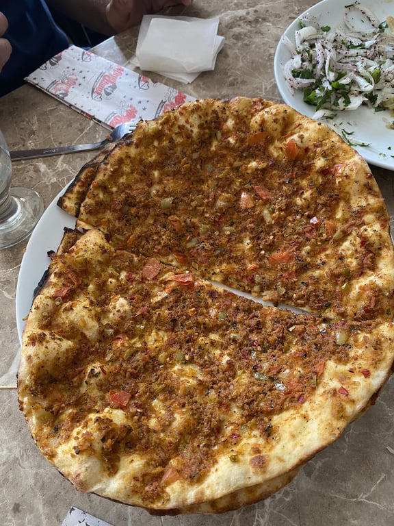 Uğurlu Restoran