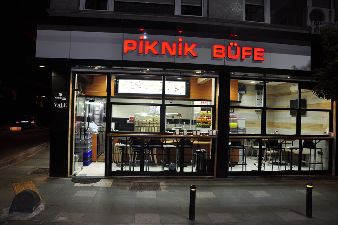 Piknik Büfe