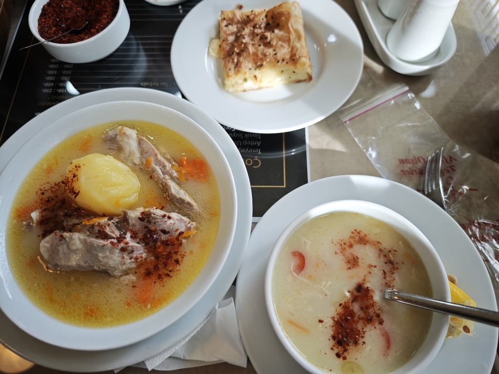 Karayemiş Akçaabat Köfte
