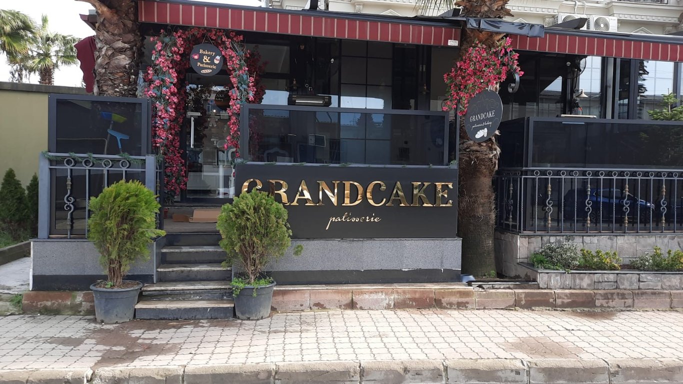 GrandCake Patisserie and bakery ®️
