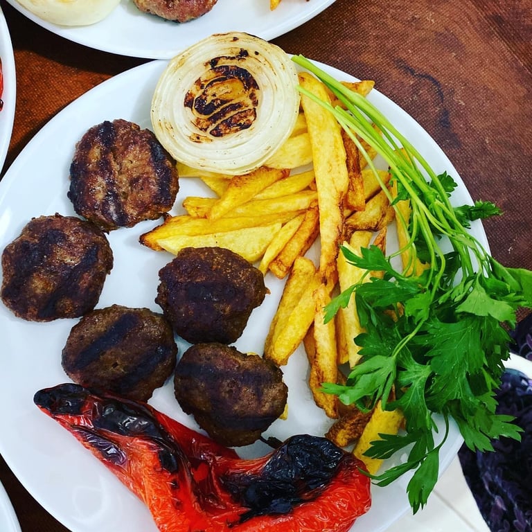 Saklıkent Restaurant Batmazoğlu