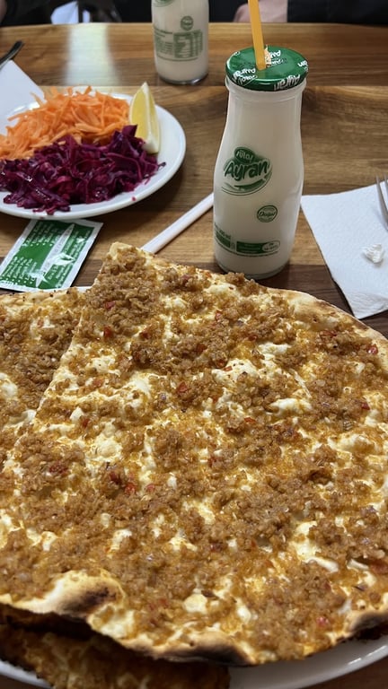 Acemoğlu Pide