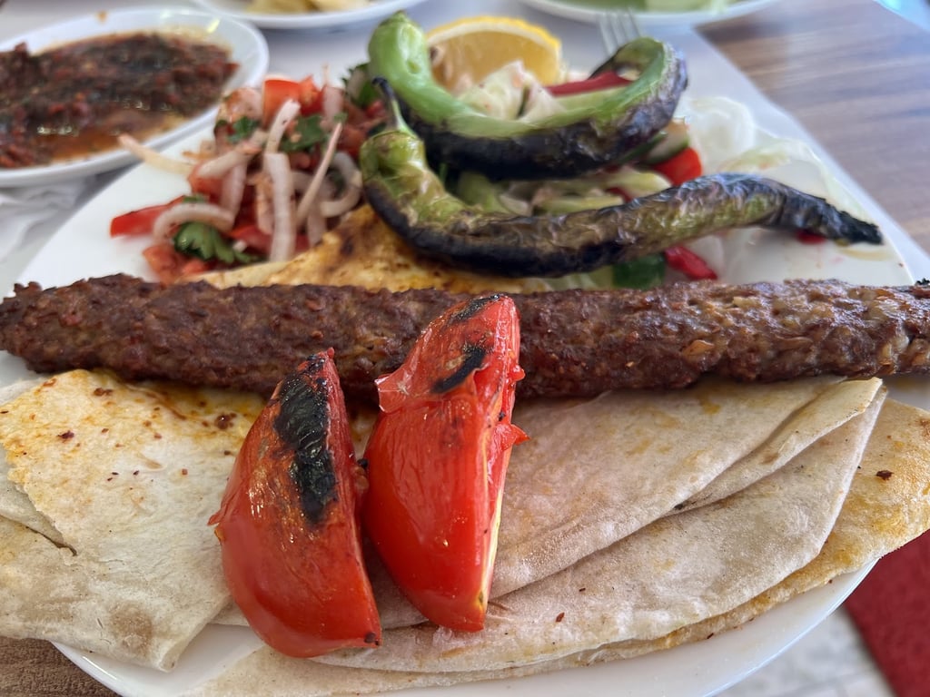 Kebapçı Erdal Usta