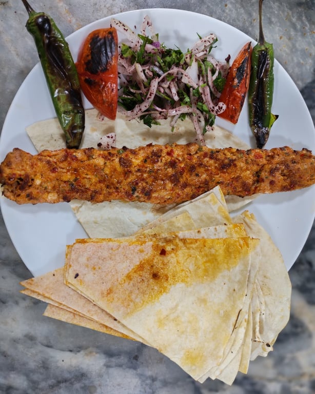 Meşhur Kebapçı Necmi Usta