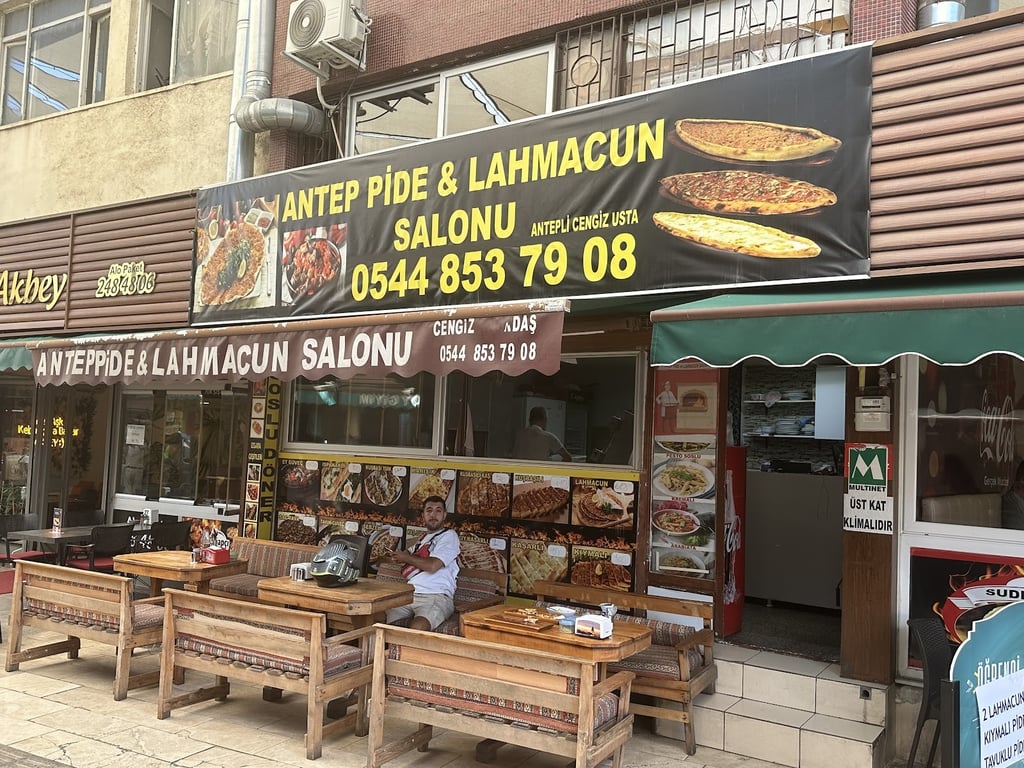 Antep Pide Ve Lahmacun Salonu