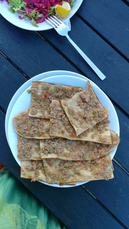 Alemta Etli Ekmek Konya Mutfağı